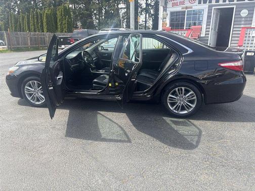 Attitude Black 2015 Toyota Camry LE