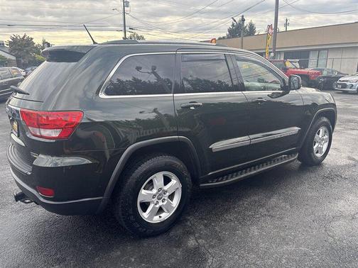 2011 Jeep Grand Cherokee Laredo