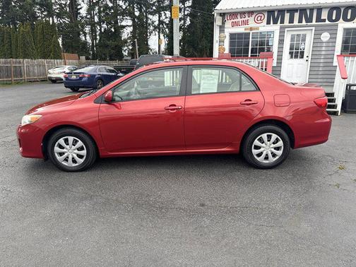 2011 Toyota Corolla LE