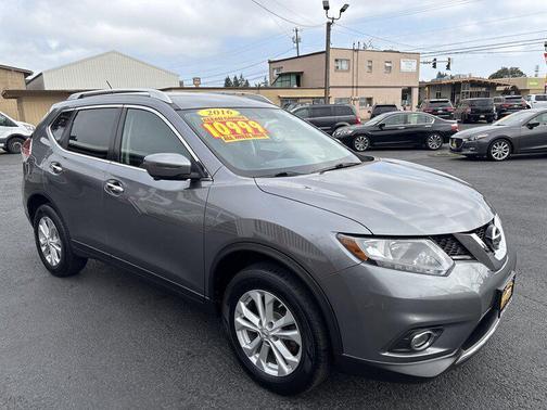 2016 Nissan Rogue SV