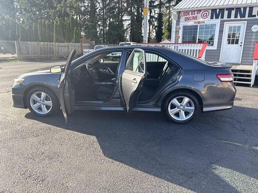 2010 Toyota Camry SE