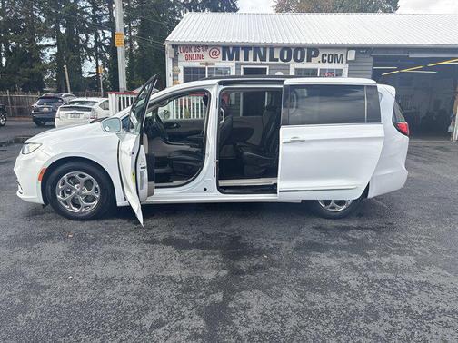 2022 Chrysler Pacifica Limited