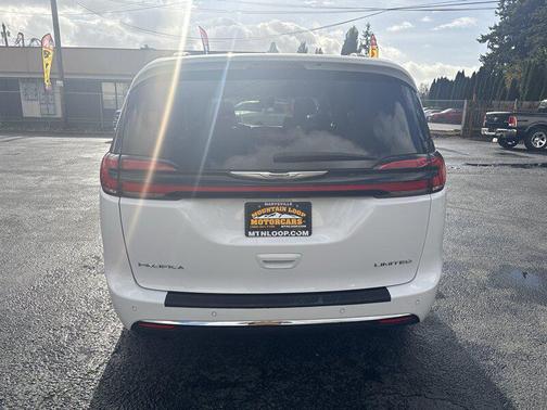 2022 Chrysler Pacifica Limited