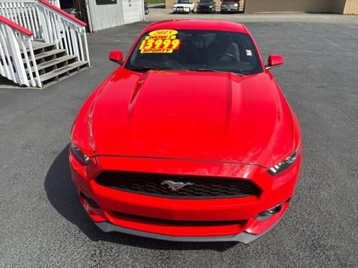 2015 Ford Mustang V6