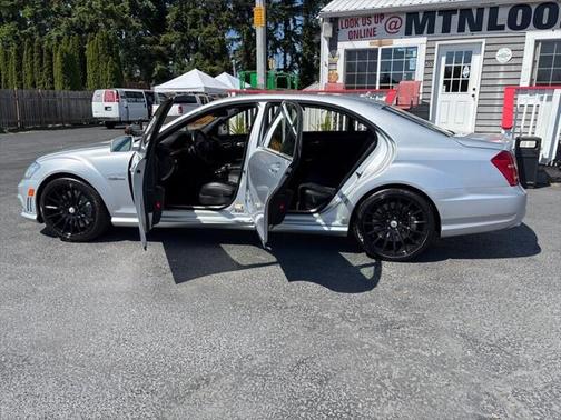 2010 Mercedes-Benz S-Class S 63 AMG
