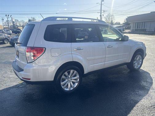 2013 Subaru Forester 2.5X Touring