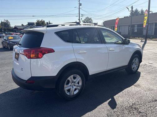 2013 Toyota RAV4 LE
