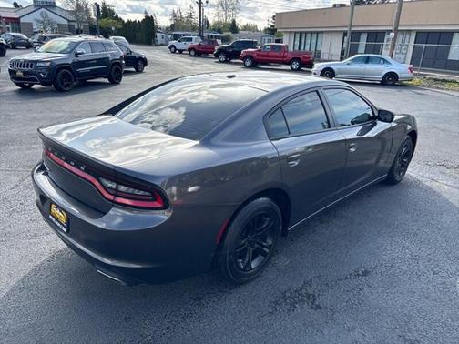 2015 Dodge Charger SE