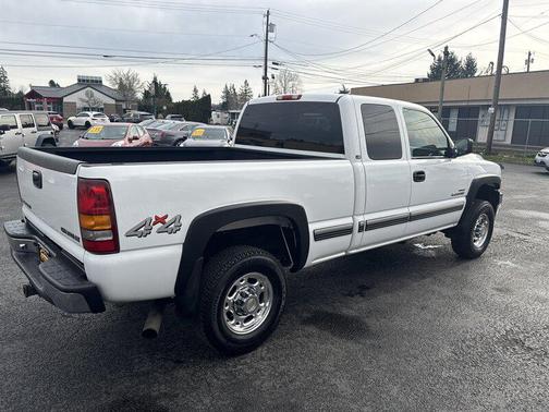 2001 Chevrolet Silverado 2500 LS H/D Extended Cab