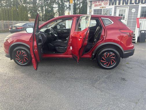 2018 Nissan Rogue Sport S