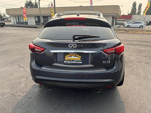 2011 INFINITI FX35 Base