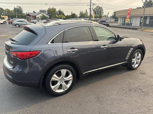 2011 INFINITI FX35 Base