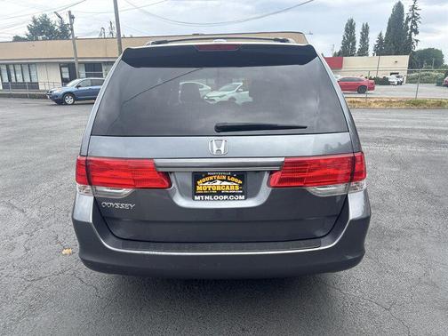 Polished Metal Metallic 2010 Honda Odyssey EX-L