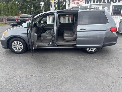 Polished Metal Metallic 2010 Honda Odyssey EX-L