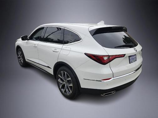 Platinum White Pearl 2023 Acura MDX Technology Package