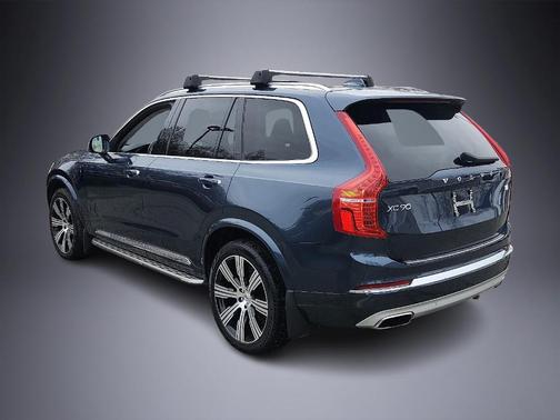 2021 Volvo XC90 Recharge Plug-In Hybrid T8 Inscription 7 Passenger