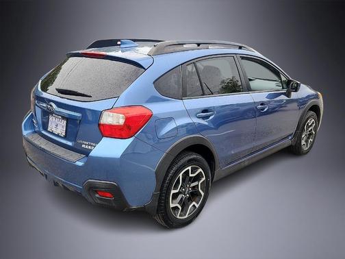 Quartz Blue Pearl 2017 Subaru Crosstrek 2.0i Premium