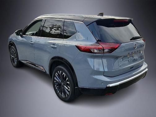 2024 Nissan Rogue Platinum