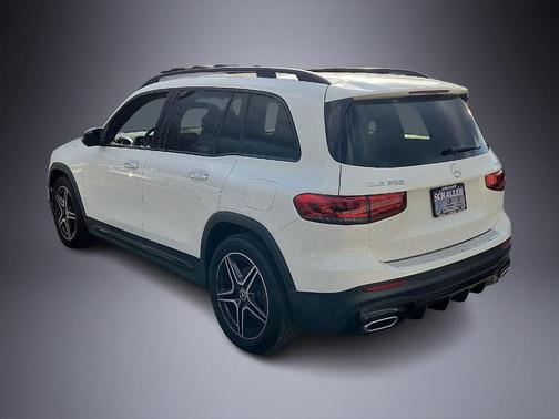 2021 Mercedes-Benz GLB 250 Base 4MATIC