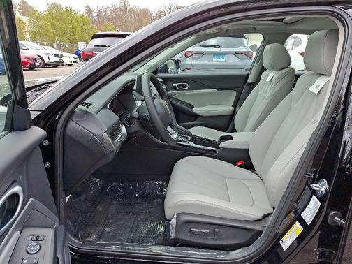 2025 Acura Integra Base