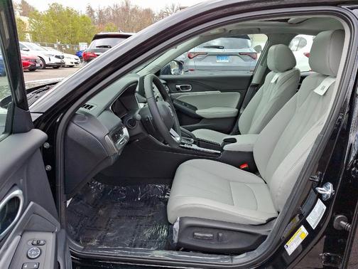 2025 Acura Integra Base