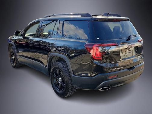 2020 GMC Acadia AT4