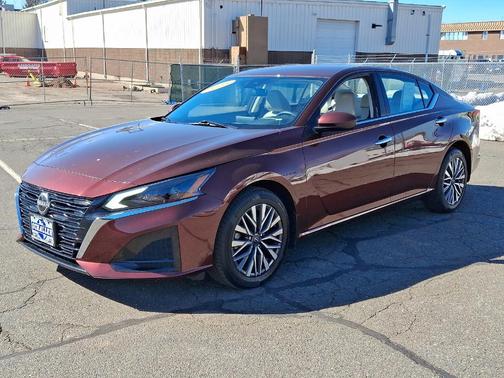 2023 Nissan Altima 2.5 SV