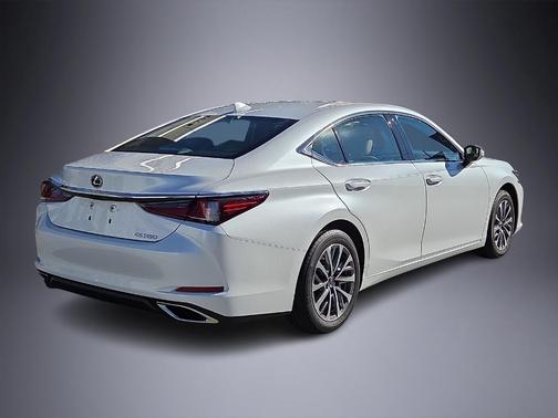 2022 Lexus ES 350 Base