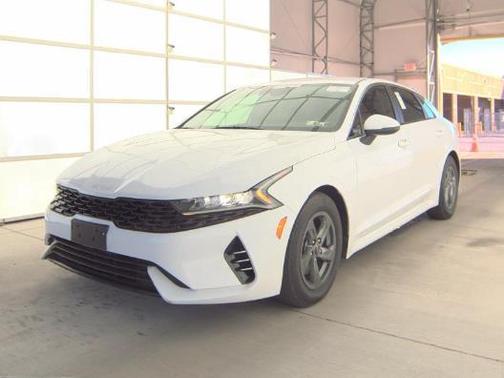 2022 Kia K5 LXS