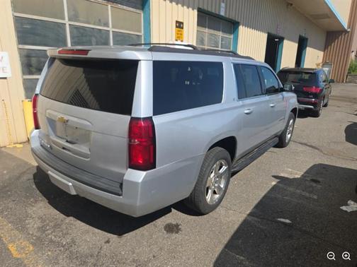 Silver Ice Metallic 2015 Chevrolet Suburban 1500 LT