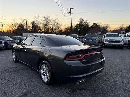 2020 Dodge Charger SXT