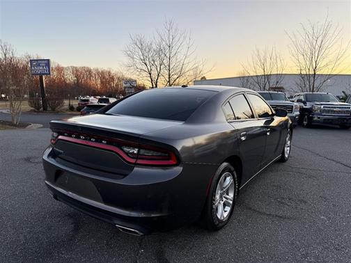 2020 Dodge Charger SXT