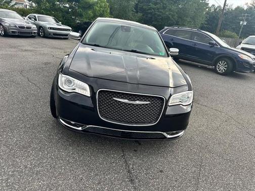 2015 Chrysler 300C Platinum