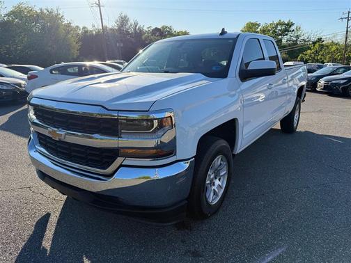 Summit White 2019 Chevrolet Silverado 1500 LT
