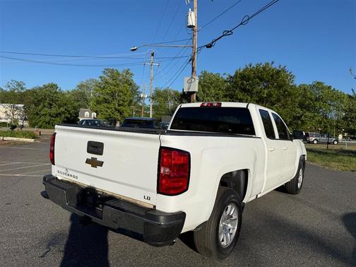 Summit White 2019 Chevrolet Silverado 1500 LT