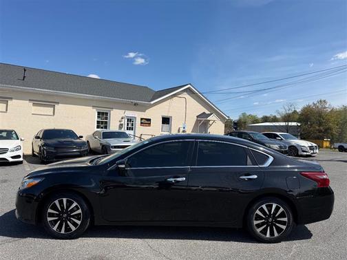 Super Black 2018 Nissan Altima 2.5 SL