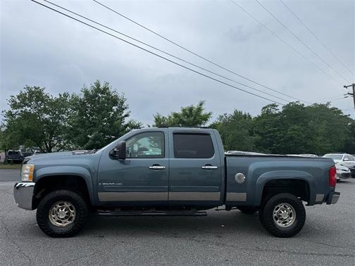 Gray 2007 Chevrolet Silverado 2500 LT H/D