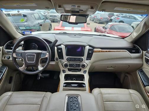 White 2015 GMC Yukon XL 1500 Denali