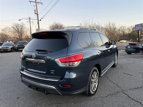 2014 Nissan Pathfinder SL