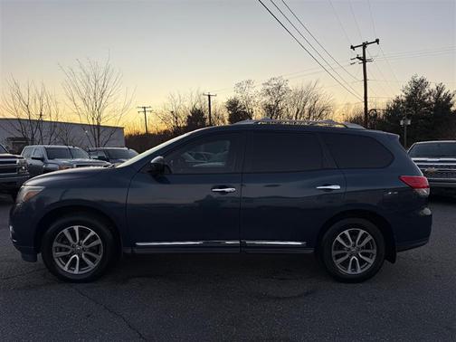 2014 Nissan Pathfinder SL