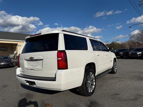 2017 Chevrolet Suburban LT
