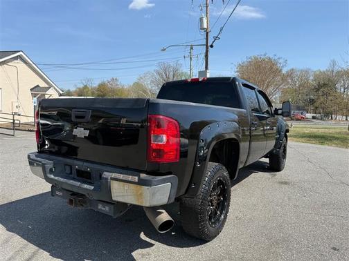 Black 2009 Chevrolet Silverado 2500 LTZ Crew Cab