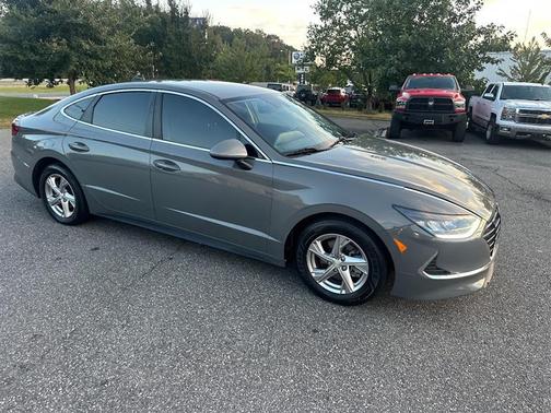 2020 Hyundai SONATA SE