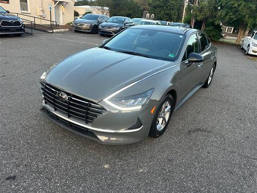 2020 Hyundai SONATA SE