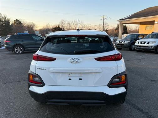2021 Hyundai KONA SE