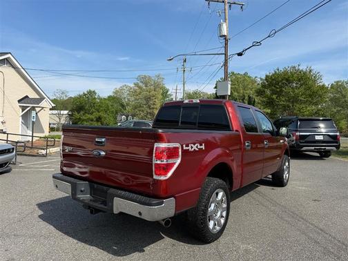 Red 2014 Ford F-150 XLT