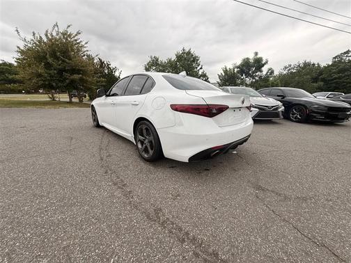 Alfa White 2018 Alfa Romeo Giulia Base