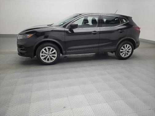 2022 Nissan Rogue Sport S