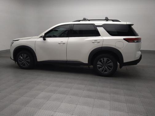 2023 Nissan Pathfinder SV FWD