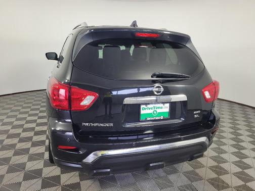 Magnetic Black Pearl 2019 Nissan Pathfinder SL